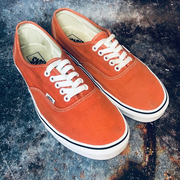 Vans Authentic Lo Pro Sneaker - Picture 2 of 8